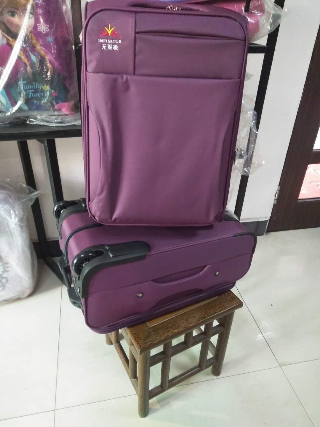 箱包脚轮